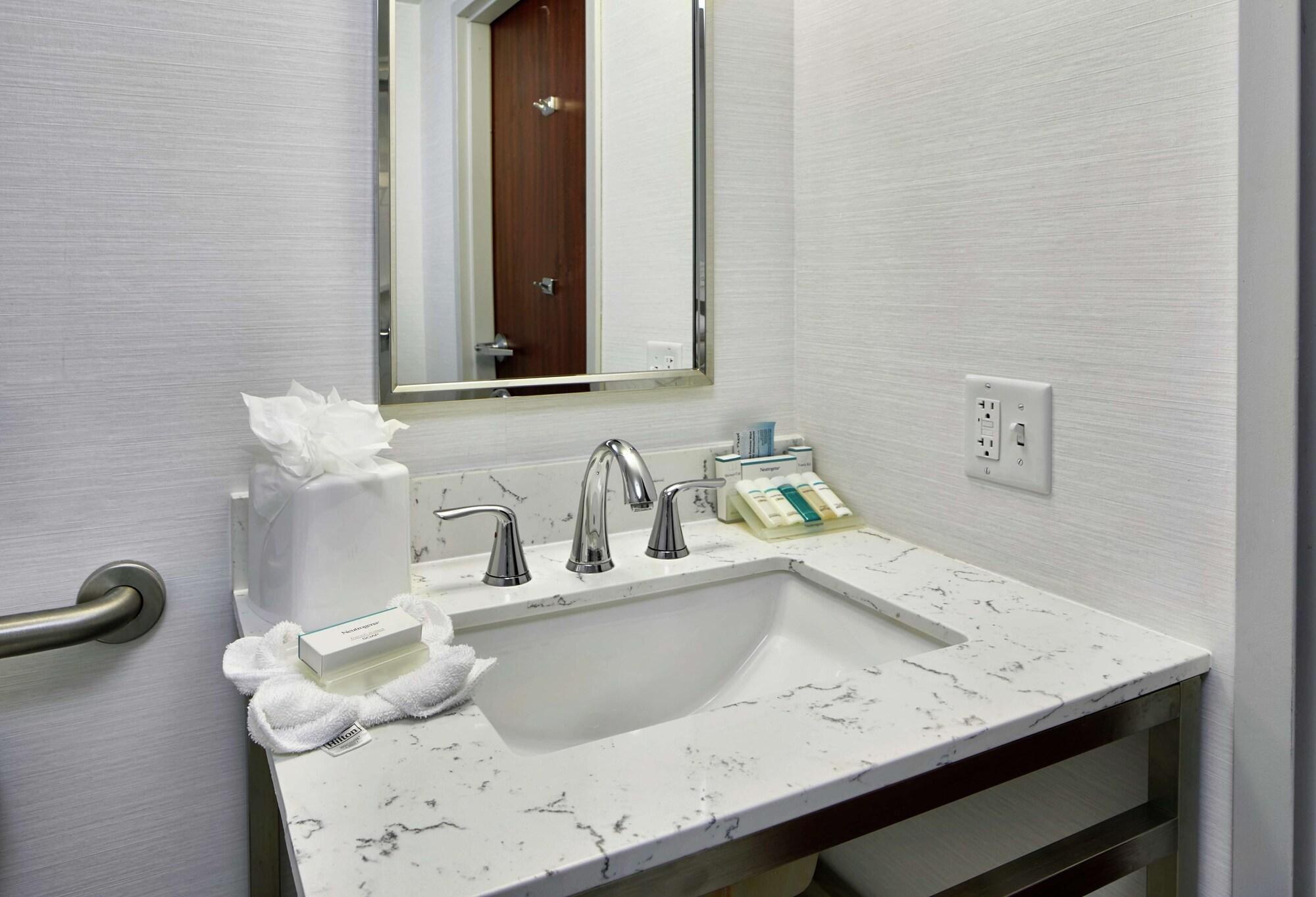 Hilton Garden Inn Columbus/Polaris Exterior photo